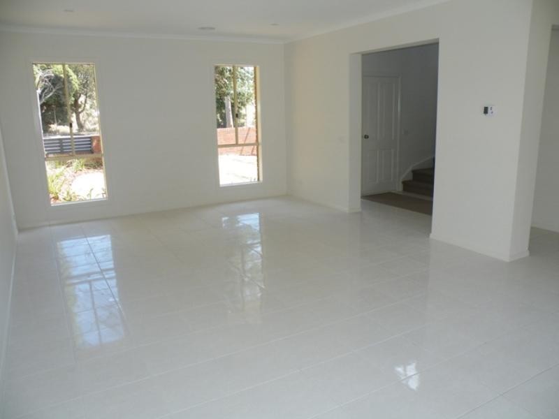 1/745 Waverley Road, Glen Waverley VIC 3150