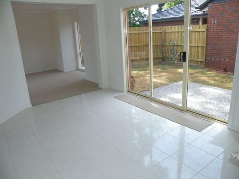 3/745 Waverley Road, Glen Waverley VIC 3150