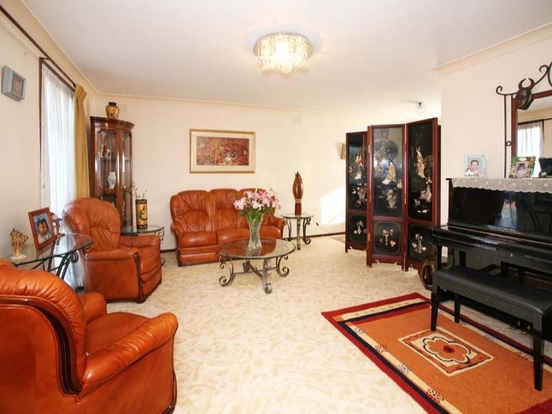 22 Monash Drive, Mulgrave VIC 3170
