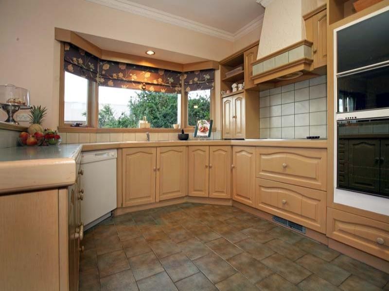 32 Clarke Court, Wheelers Hill VIC 3150