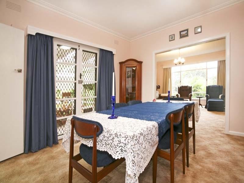 9 Myers Avenue, Glen Waverley VIC 3150