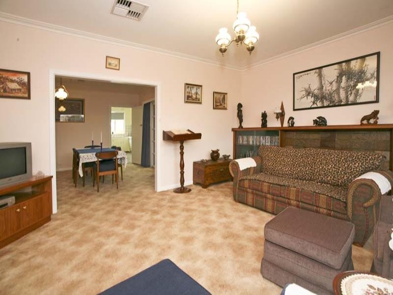 9 Myers Avenue, Glen Waverley VIC 3150