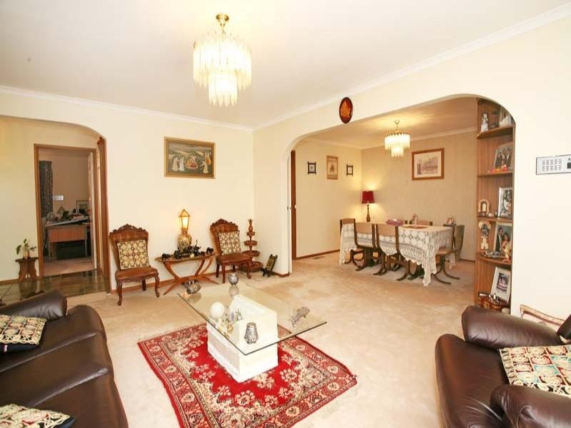 69 Shepherd Road, Glen Waverley VIC 3150