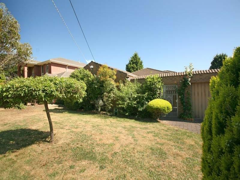 69 Shepherd Road, Glen Waverley VIC 3150