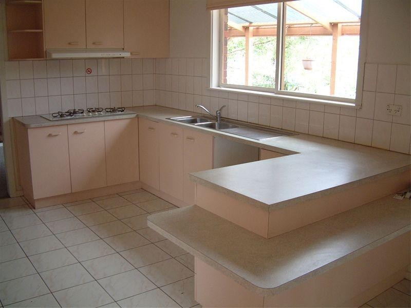 39 Tullimbar Circuit, Vermont South VIC 3133