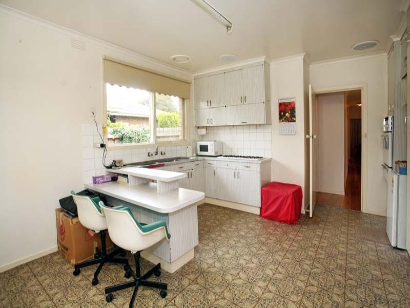 22 Tereva Crescent, Wheelers Hill VIC 3150