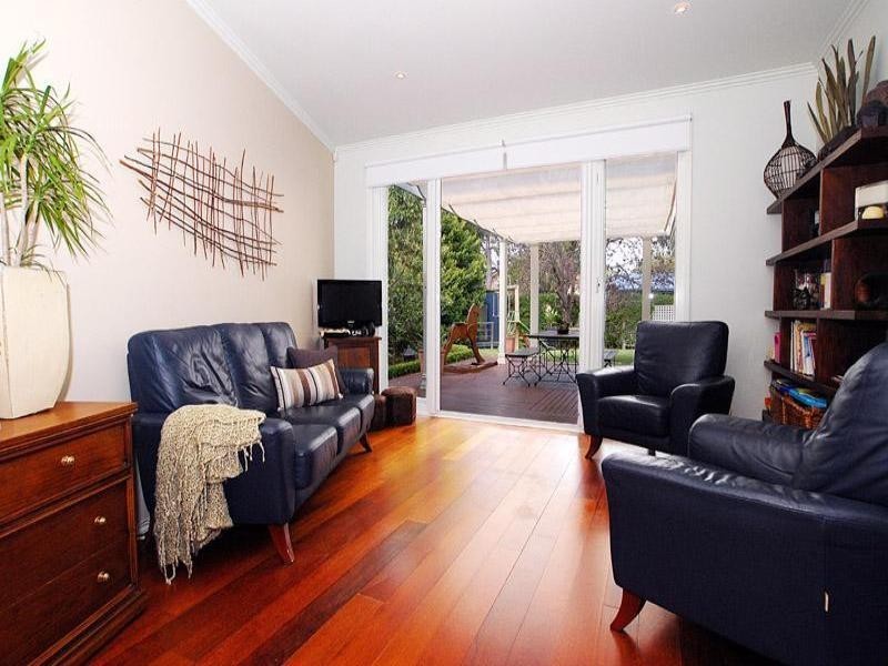 38 Diamond Avenue, Glen Waverley VIC 3150