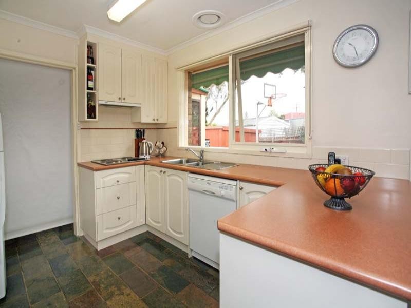 4 Arundel Court, Mulgrave VIC 3170