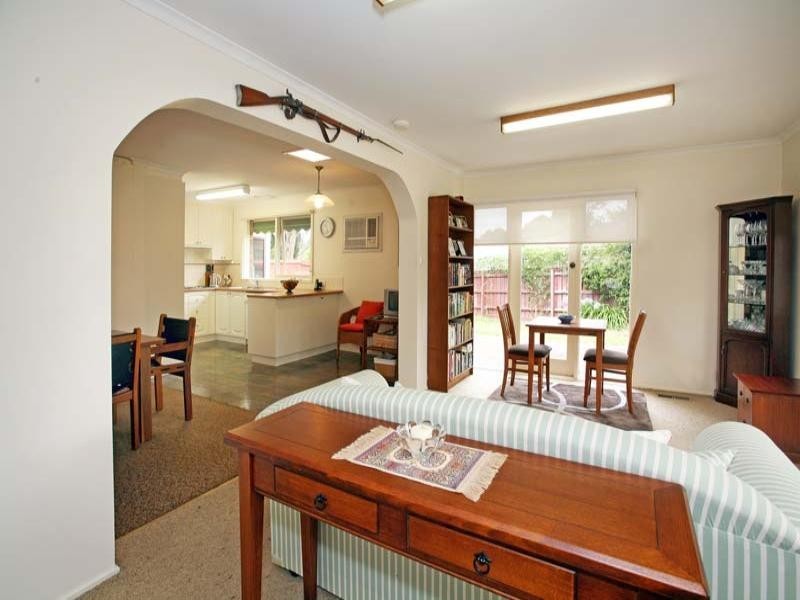 4 Arundel Court, Mulgrave VIC 3170