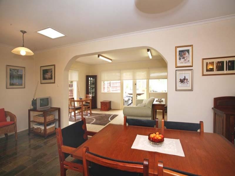 4 Arundel Court, Mulgrave VIC 3170