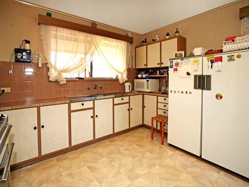 34 Mackie Road, Mulgrave VIC 3170