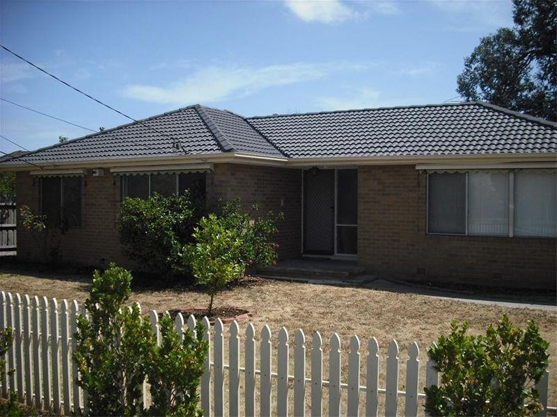 12 Ninevah Crescent, Wheelers Hill VIC 3150