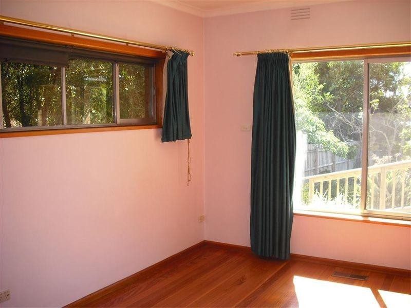 30 Tarella Drive, Mount Waverley VIC 3149