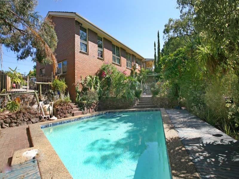 9 Lesay Court, Mount Waverley VIC 3149