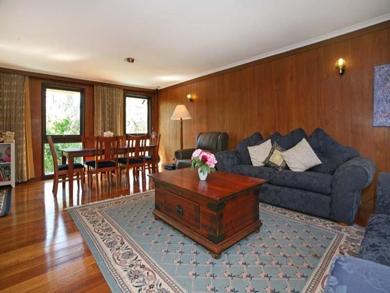 9 Lesay Court, Mount Waverley VIC 3149