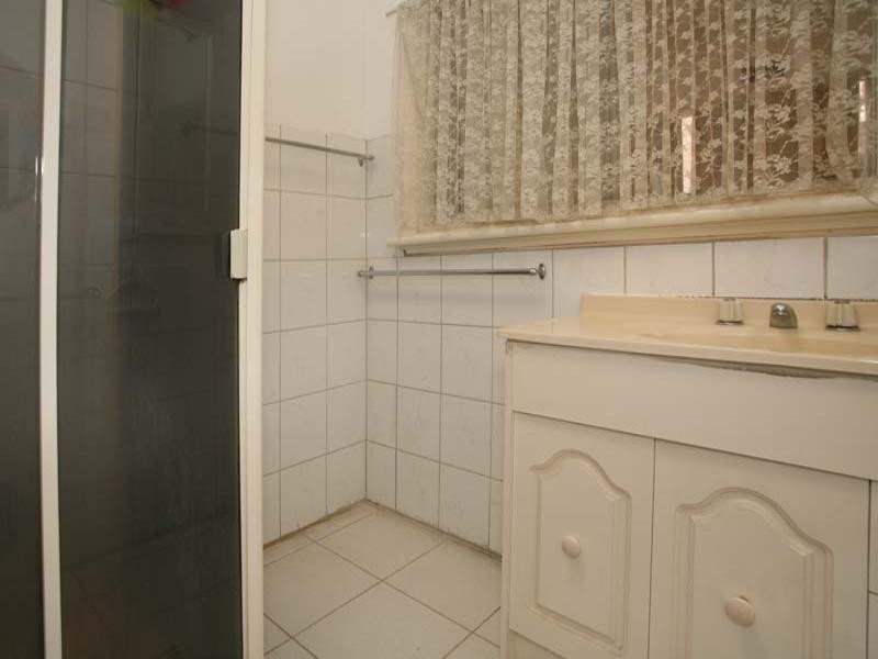 1/5 Hinkler Road, Glen Waverley VIC 3150