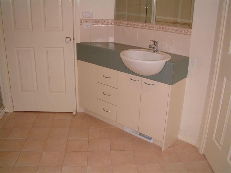 3/10 Elwood Street, Notting Hill VIC 3168