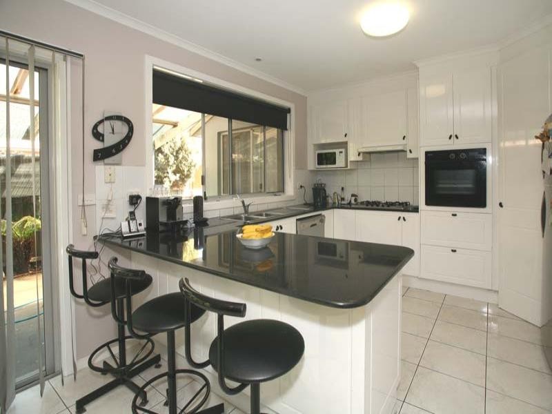 14 Andleigh Drive, Mulgrave VIC 3170