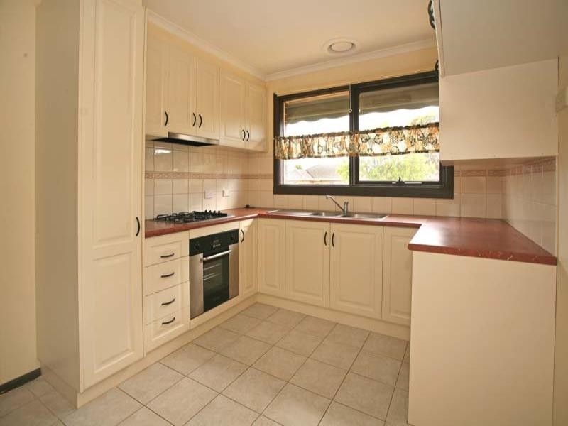 2/20 Madeline Street, Glen Waverley VIC 3150