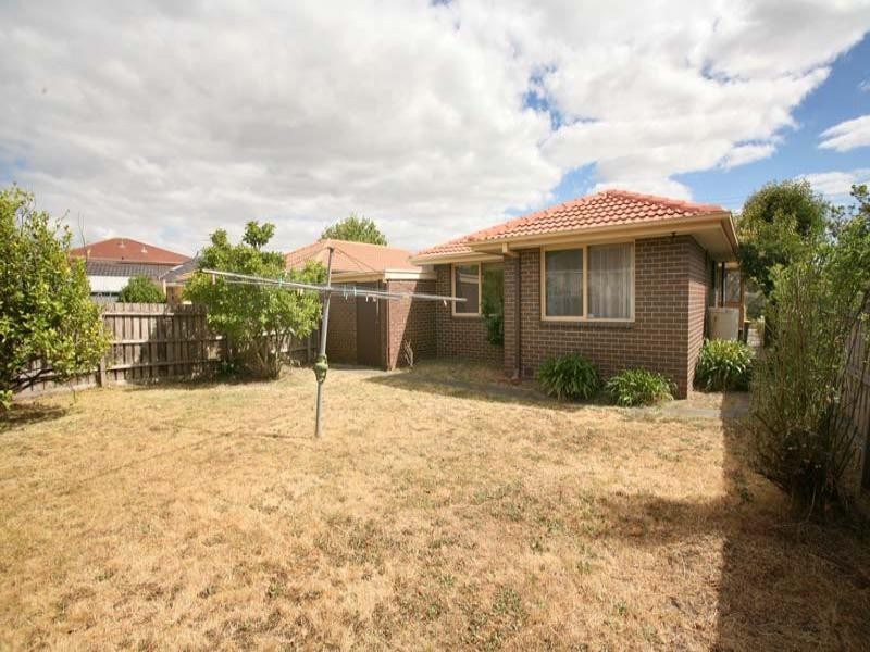 2/20 Madeline Street, Glen Waverley VIC 3150