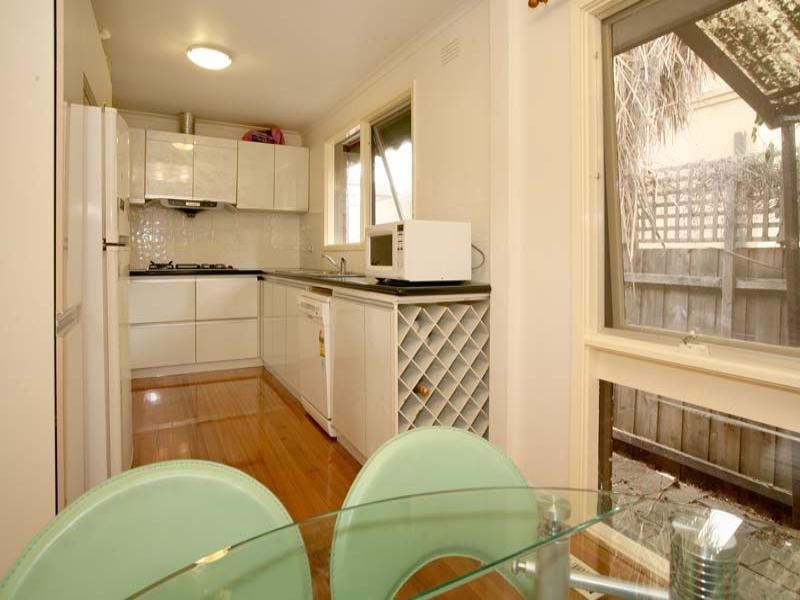 8/673 High Street Road, Glen Waverley VIC 3150