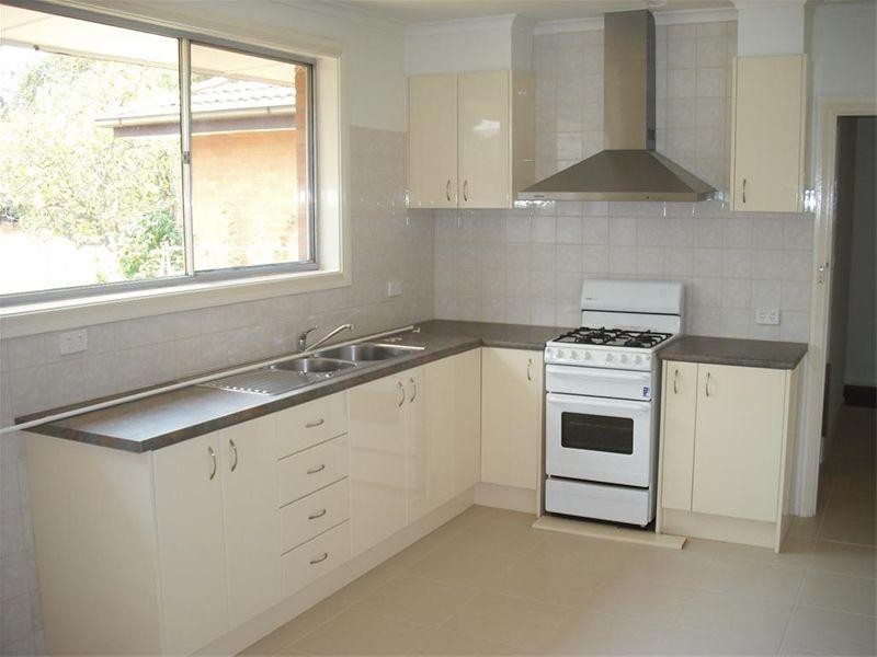 68 Watsons Road, Glen Waverley VIC 3150