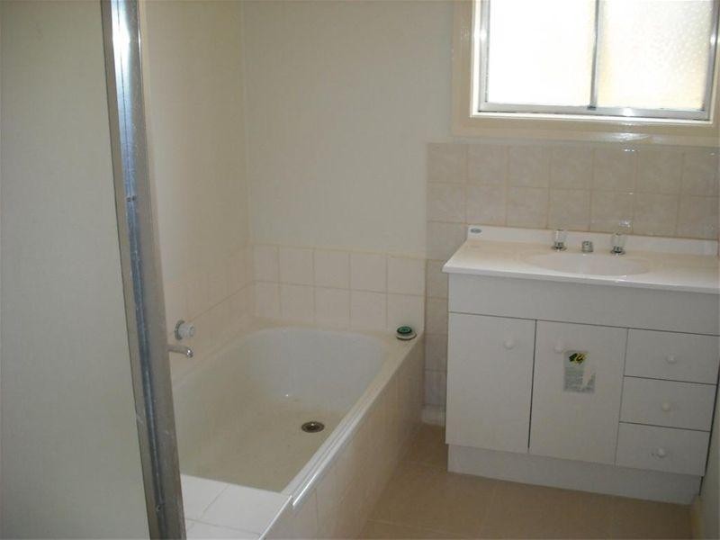68 Watsons Road, Glen Waverley VIC 3150