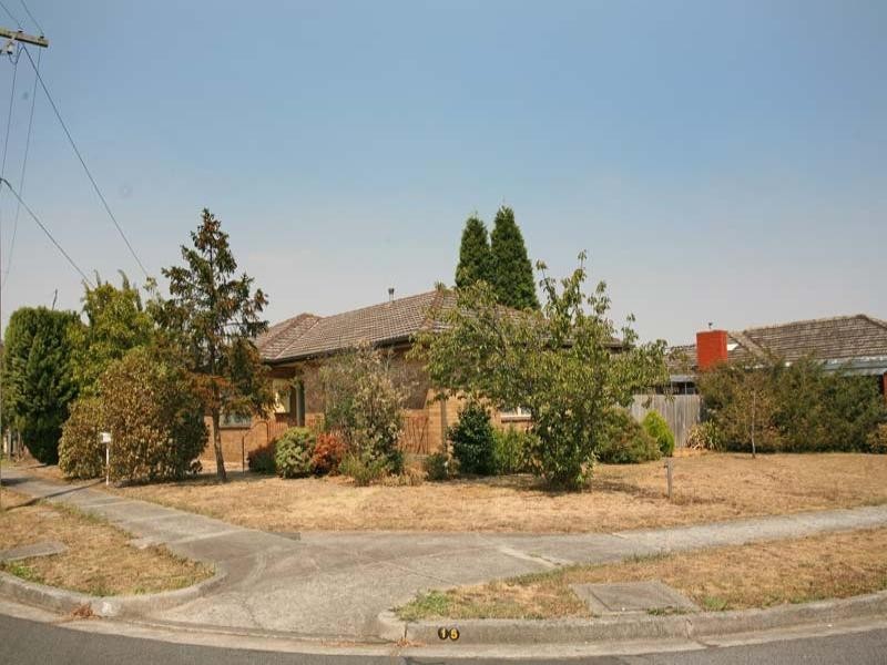 15 Newhaven Road, Burwood East VIC 3151