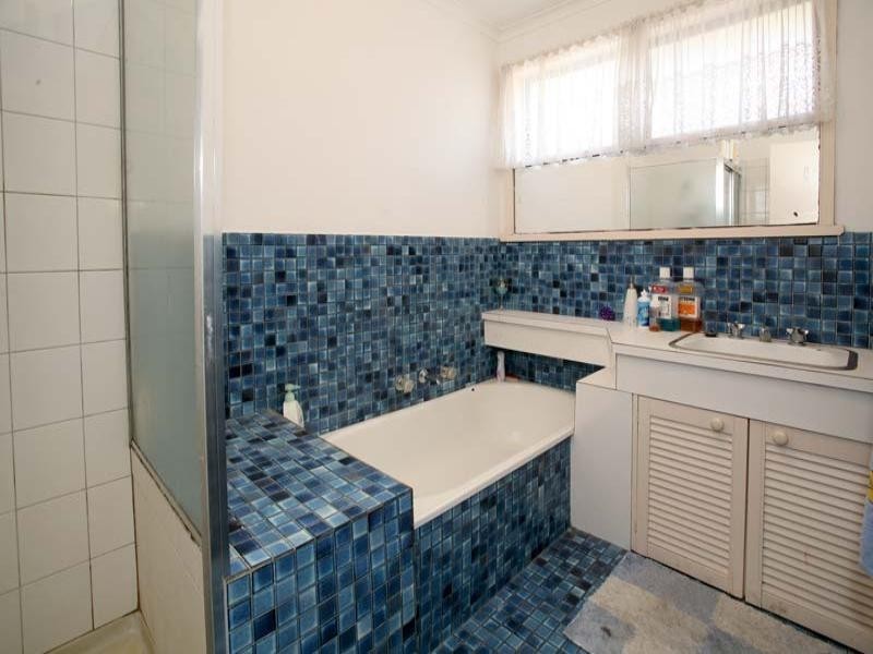 15 Ashby Drive, Dandenong North VIC 3175