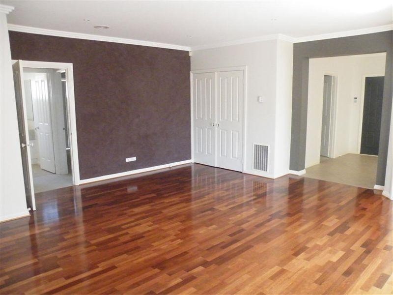 5 Pemberley Drive, Notting Hill VIC 3168