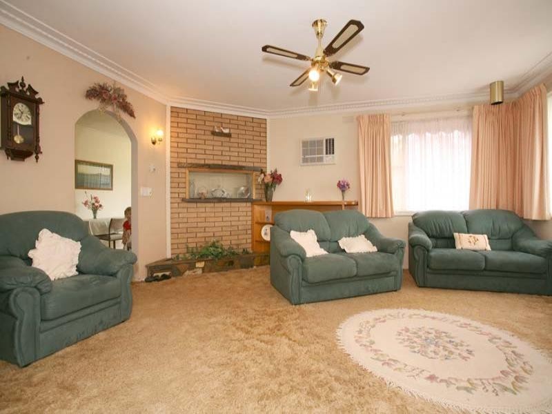 6 Blackwood Drive, Wheelers Hill VIC 3150