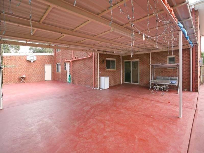 65 Capital Avenue, Glen Waverley VIC 3150