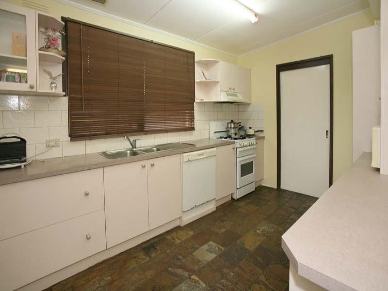 2 Fife Court, Mulgrave VIC 3170