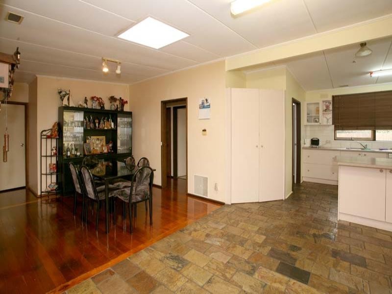 2 Fife Court, Mulgrave VIC 3170