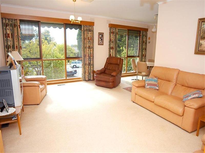 4 Regal Court, Glen Waverley VIC 3150