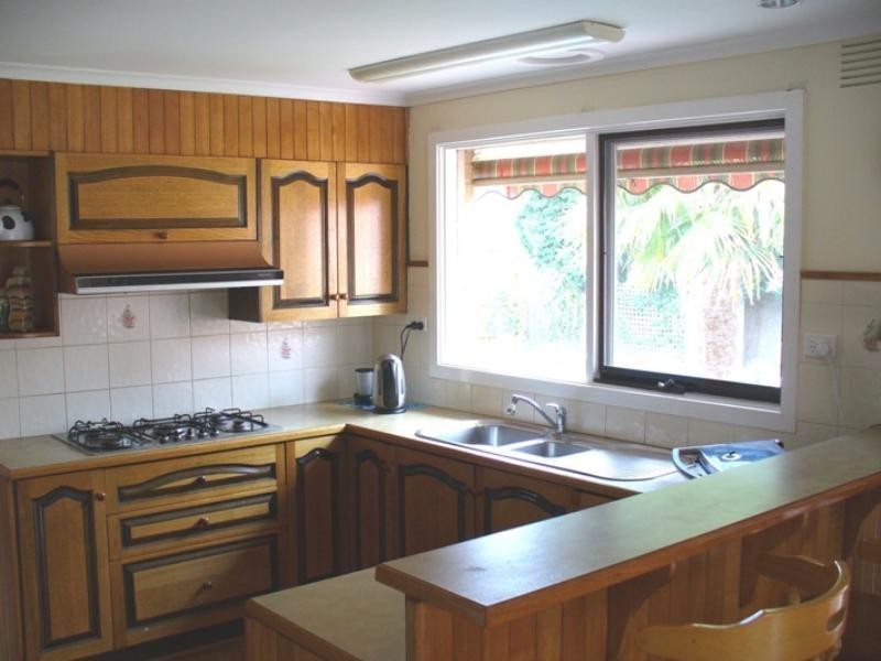 14 Minchinbury Drive, Vermont South VIC 3133