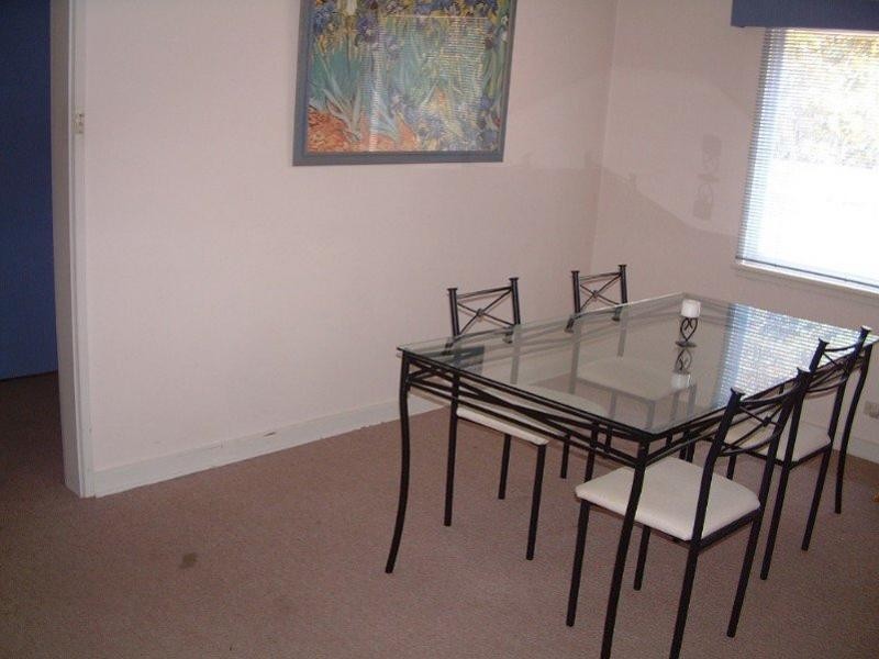 2/4 Leila Street, Mount Waverley VIC 3149