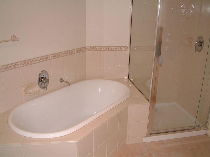 3/10 Elwood Street, Notting Hill VIC 3168