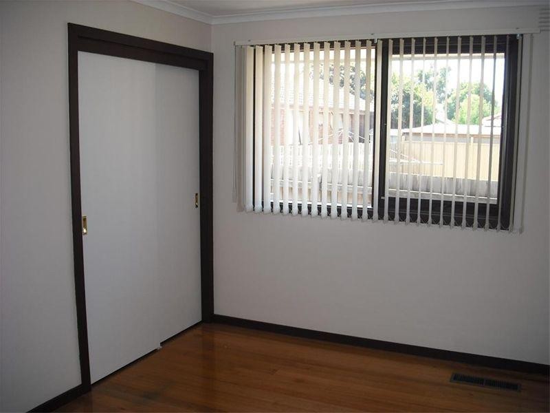 220 Gladstone Road, Dandenong North VIC 3175