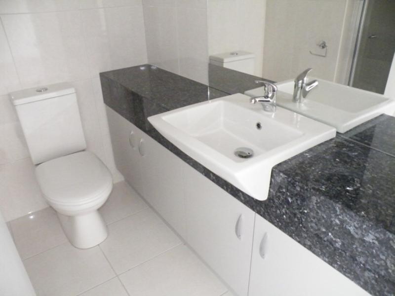 1/745 Waverley Road, Glen Waverley VIC 3150