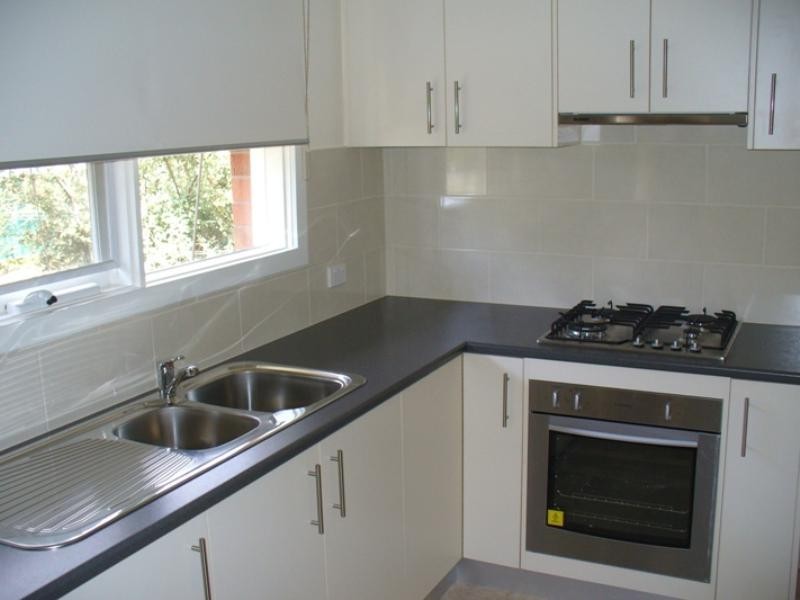 4/298 Huntingdale Road, Mount Waverley VIC 3149