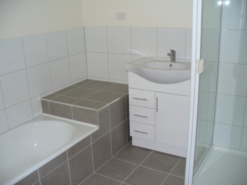 4/298 Huntingdale Road, Mount Waverley VIC 3149