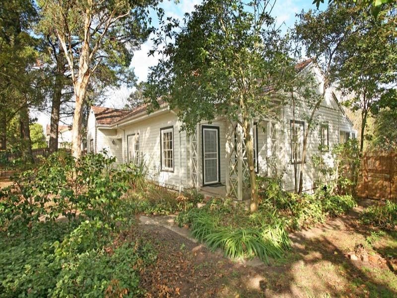 12 Shady Grove, Nunawading VIC 3131