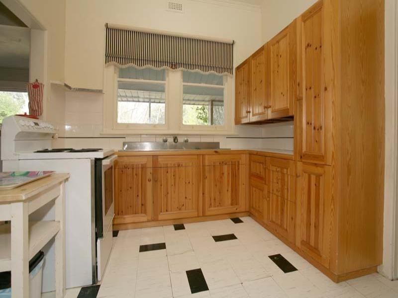 12 Shady Grove, Nunawading VIC 3131