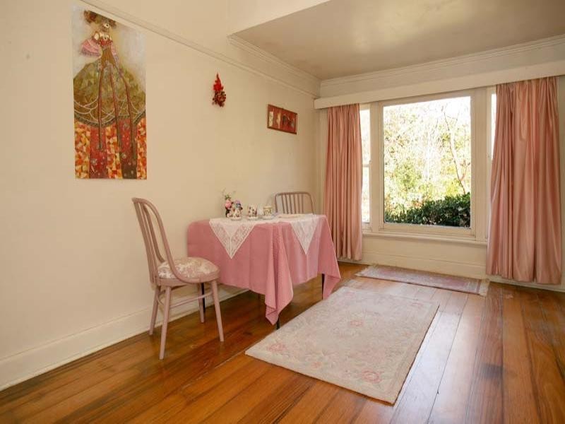 12 Shady Grove, Nunawading VIC 3131