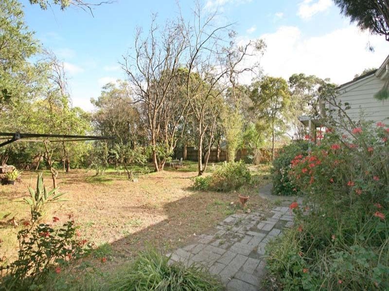 12 Shady Grove, Nunawading VIC 3131