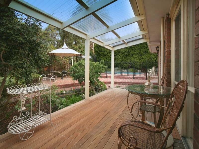 4 Heatherlea Drive, Wheelers Hill VIC 3150