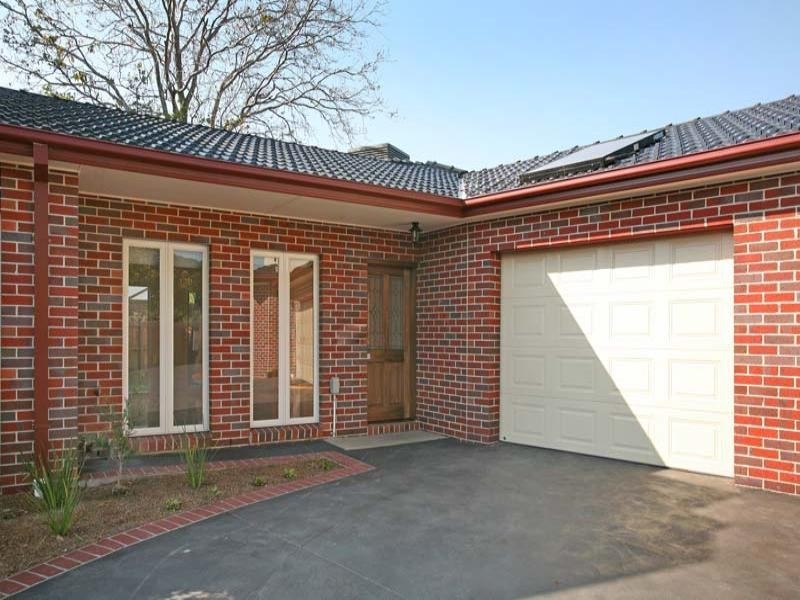 2/2 Kuebler Street, Glen Waverley VIC 3150