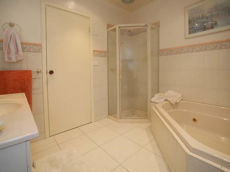 6 Astley Court, Vermont South VIC 3133