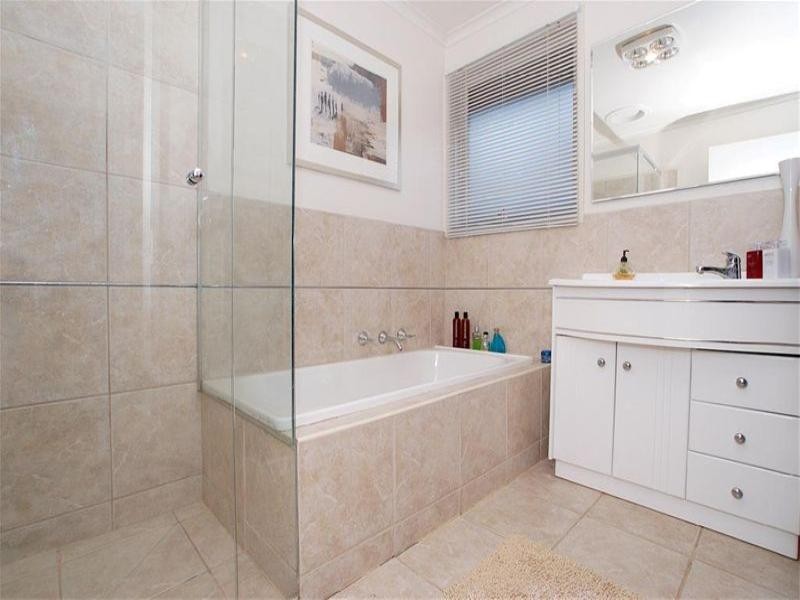 248 Gallaghers Road, Glen Waverley VIC 3150